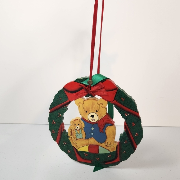 Vintage 1990s Wood Bears Chriatmas Wreath Decoration Hanging Wall Art Lacquered - Picture 5 of 5